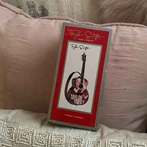 Taylor Swift Guitar ornament